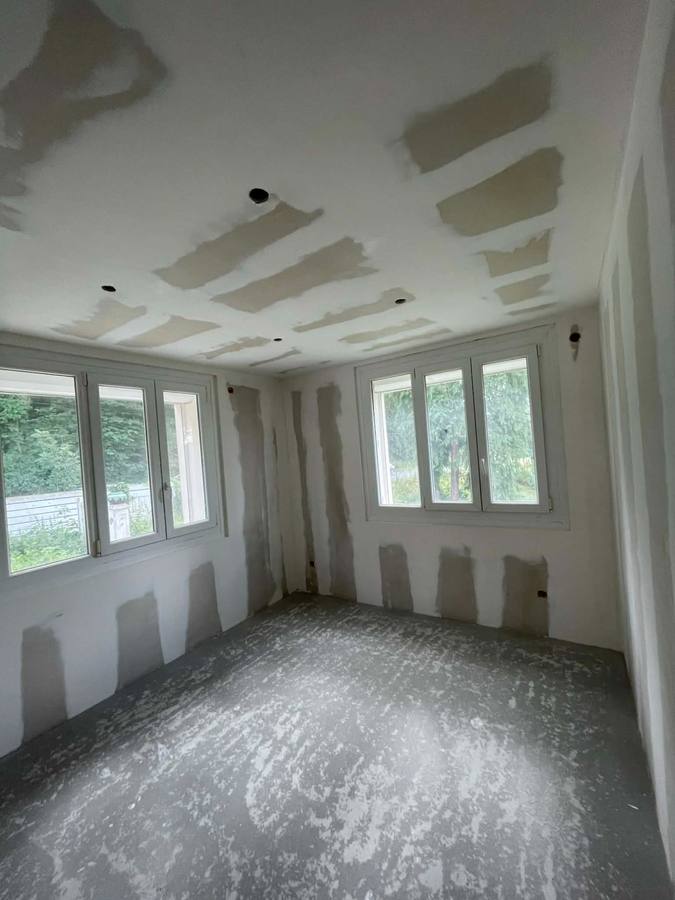 Doublage et isolation thermo-acoustique — Vesoul, chantier RUSHITI Rénovation
